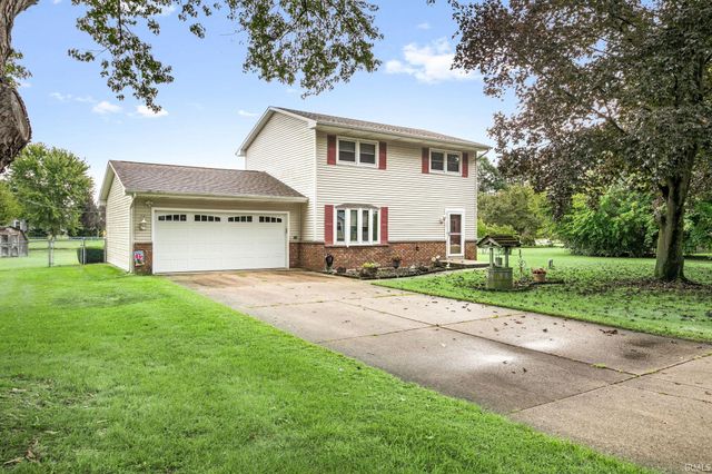 52122 Justine Drive, South Bend, IN 46628