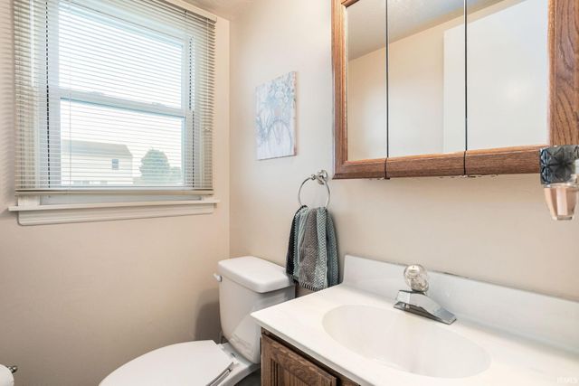 52122 Justine Drive, South Bend, IN 46628