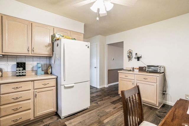 52122 Justine Drive, South Bend, IN 46628