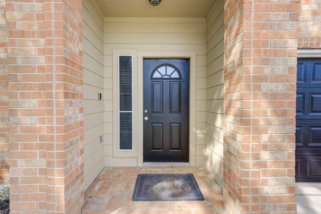 12415 Silversmine Drive, Houston, TX 77014