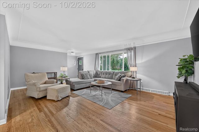 5539 Sunwood Drive, Waterford Charter Township, MI 48329