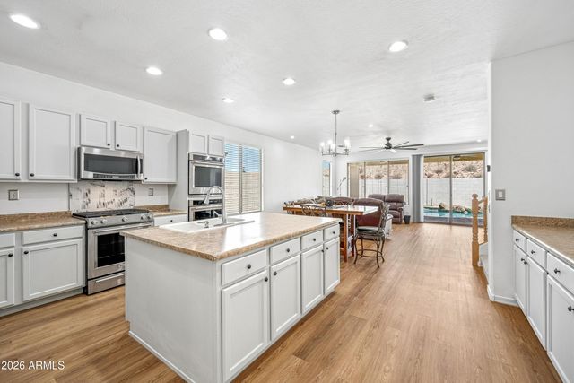 29339 N 67TH Avenue, Peoria, AZ 85383