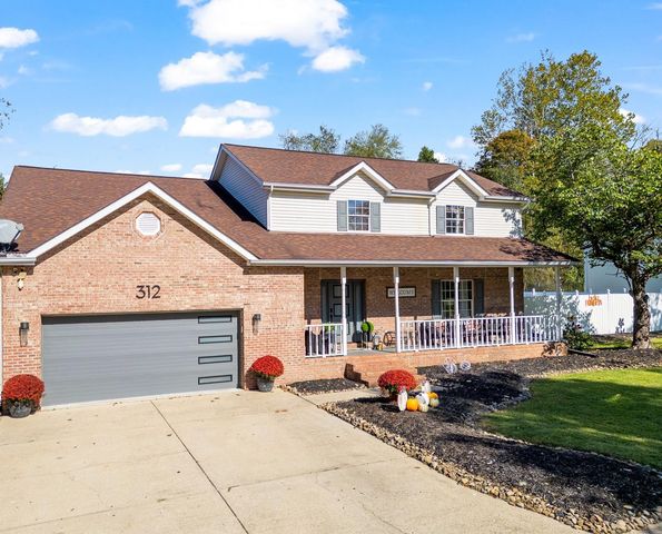 312 Lower Overlook Drive, Hurricane, WV 25526