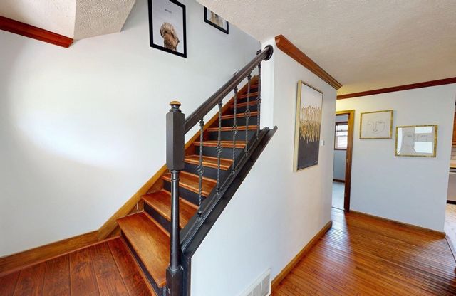 312 Lower Overlook Drive, Hurricane, WV 25526