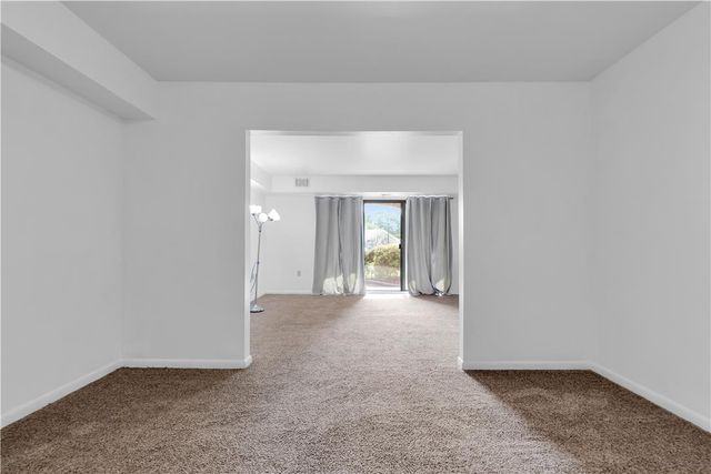 2874 Aronimink Place, Lower Macungie Twp, PA 18062