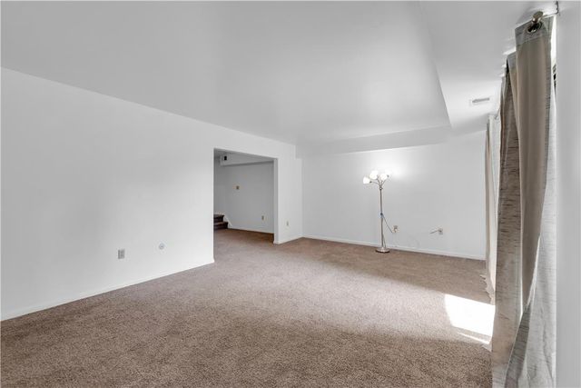 2874 Aronimink Place, Lower Macungie Twp, PA 18062