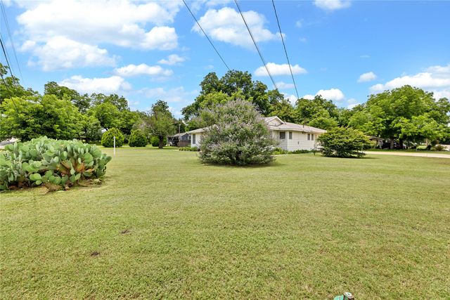 3041 Field Street, Haltom City, TX 76117