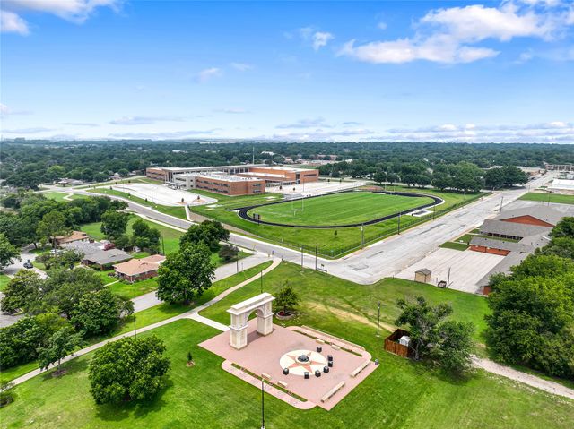 3041 Field Street, Haltom City, TX 76117