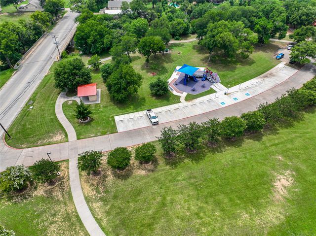 3041 Field Street, Haltom City, TX 76117