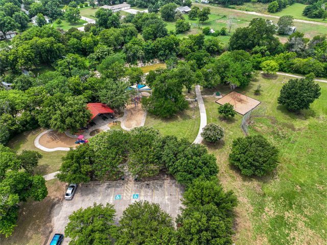 3041 Field Street, Haltom City, TX 76117