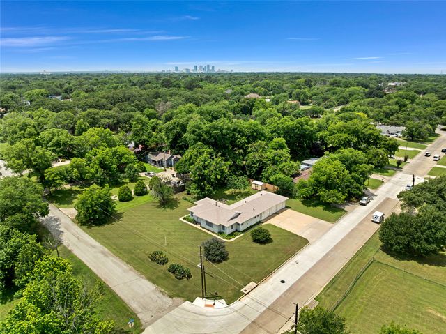 3041 Field Street, Haltom City, TX 76117