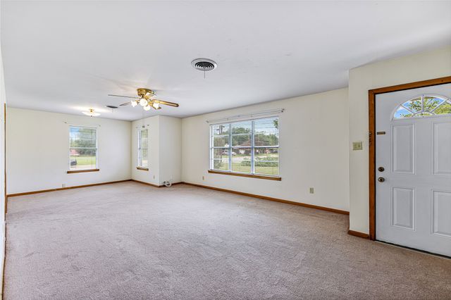 3041 Field Street, Haltom City, TX 76117