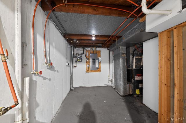 2290 Deblin Drive, Springfield Twp., OH 45239