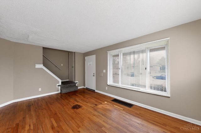 2290 Deblin Drive, Springfield Twp., OH 45239