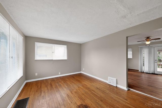 2290 Deblin Drive, Springfield Twp., OH 45239