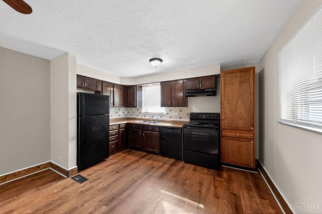 2290 Deblin Drive, Springfield Twp., OH 45239