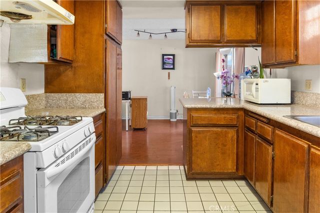437 S Orange Ave B, Monterey Park, CA 91755