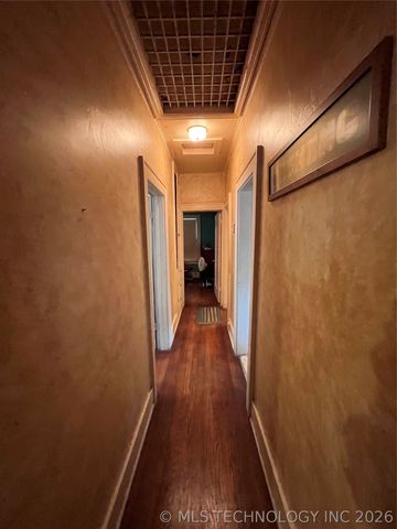 1020 S Quincy Avenue, Tulsa, OK 74120