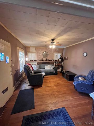 1020 S Quincy Avenue, Tulsa, OK 74120