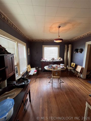 1020 S Quincy Avenue, Tulsa, OK 74120