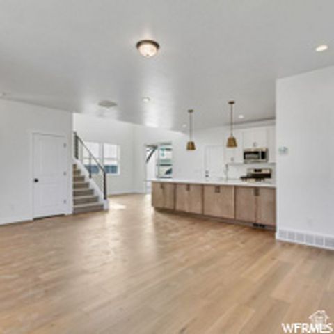 6814 W 11800 S, South Jordan, UT 84009