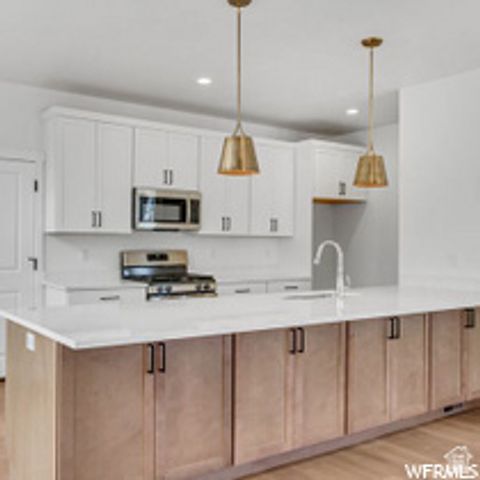 6814 W 11800 S, South Jordan, UT 84009