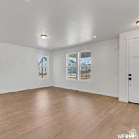 6814 W 11800 S, South Jordan, UT 84009