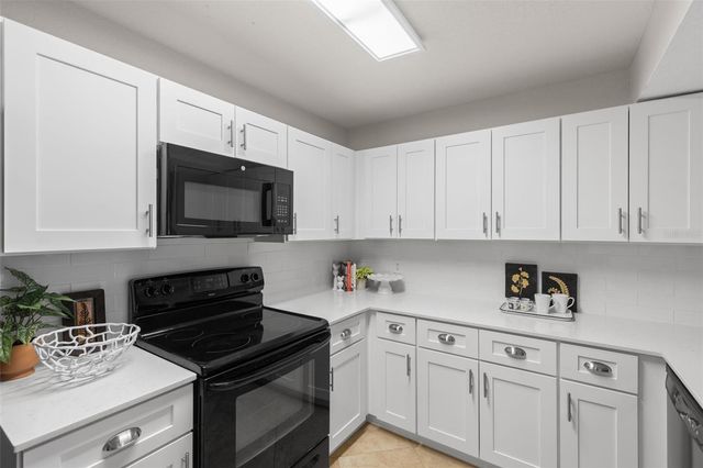 2323 FEATHER SOUND DRIVE 101, Clearwater, FL 33762