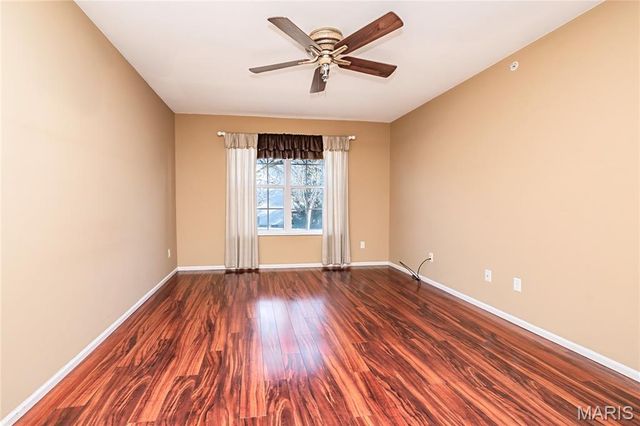 1233 Woodland Point Drive H, St Louis, MO 63146