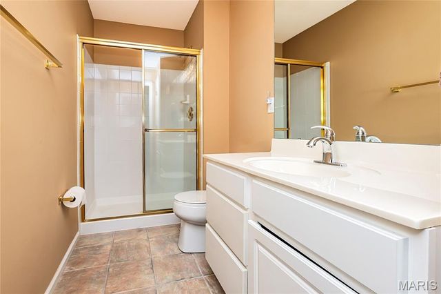 1233 Woodland Point Drive H, St Louis, MO 63146