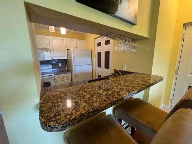 2814 Grande Parkway 304, Palm Beach Gardens, FL 33410