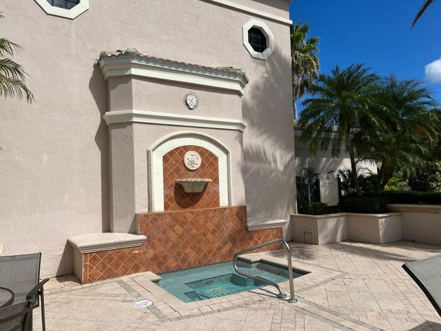 2814 Grande Parkway 304, Palm Beach Gardens, FL 33410