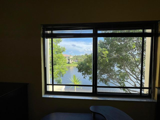 2814 Grande Parkway 304, Palm Beach Gardens, FL 33410
