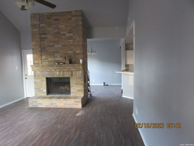 6003 Broadmeadow, San Antonio, TX 78240