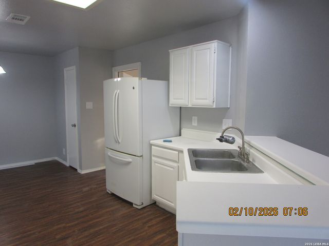 6003 Broadmeadow, San Antonio, TX 78240