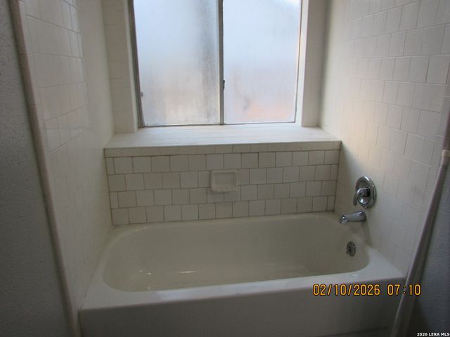 6003 Broadmeadow, San Antonio, TX 78240