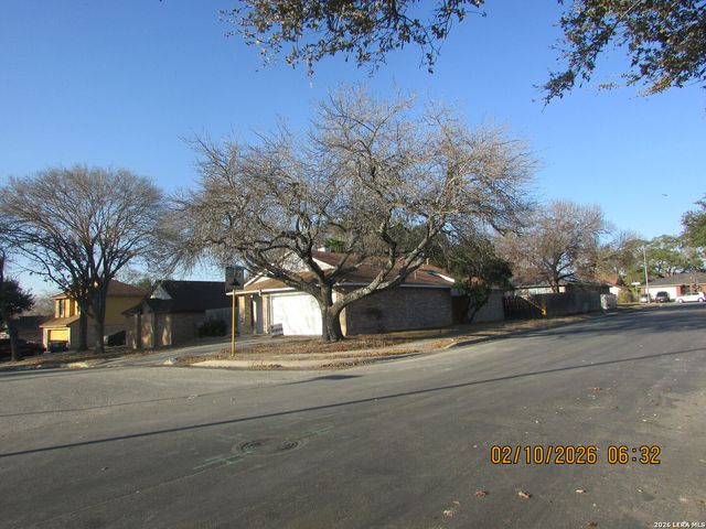 6003 Broadmeadow, San Antonio, TX 78240