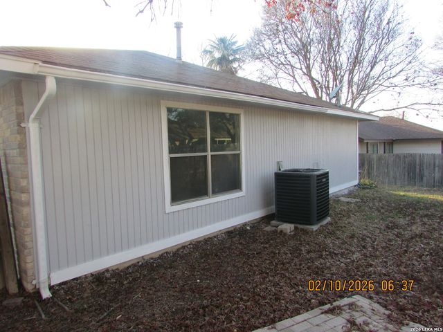 6003 Broadmeadow, San Antonio, TX 78240