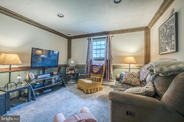 126 ECKMAN RD, Lancaster, PA 17602
