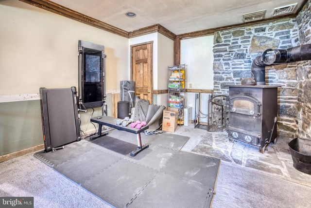 126 ECKMAN RD, Lancaster, PA 17602