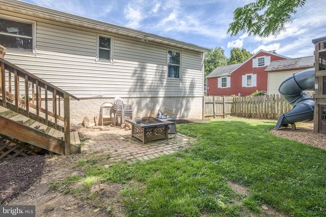126 ECKMAN RD, Lancaster, PA 17602