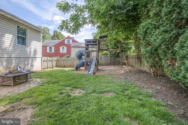 126 ECKMAN RD, Lancaster, PA 17602