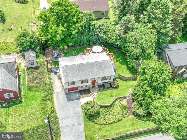 126 ECKMAN RD, Lancaster, PA 17602