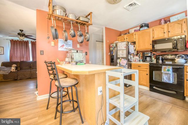 126 ECKMAN RD, Lancaster, PA 17602