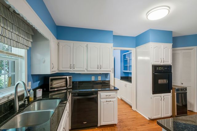 107 Leslie Ln, Hohenwald, TN 38462