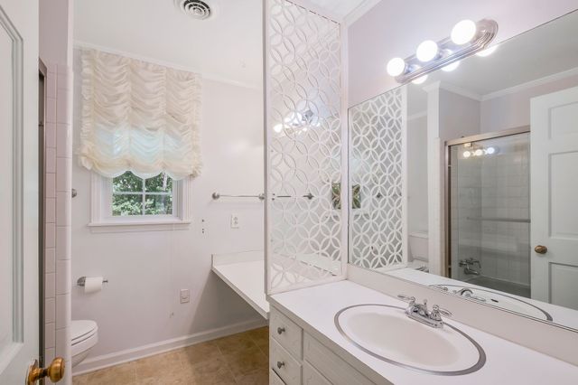 107 Leslie Ln, Hohenwald, TN 38462