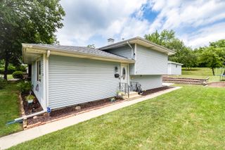 1021 Otis Avenue, Rockdale, IL 60436