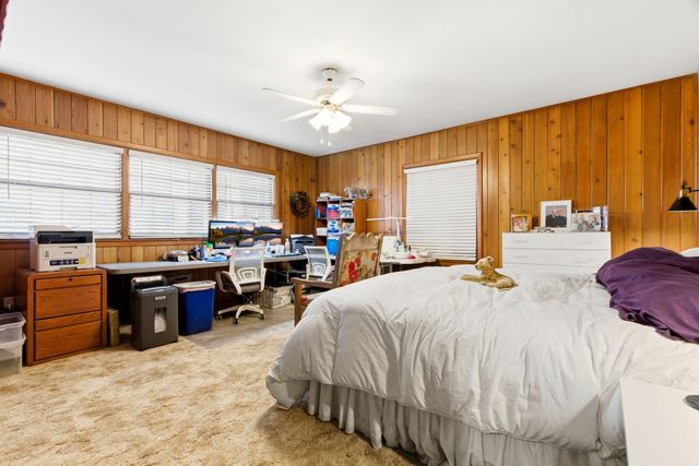 1515 W Reinken Avenue, Belen, NM 87002