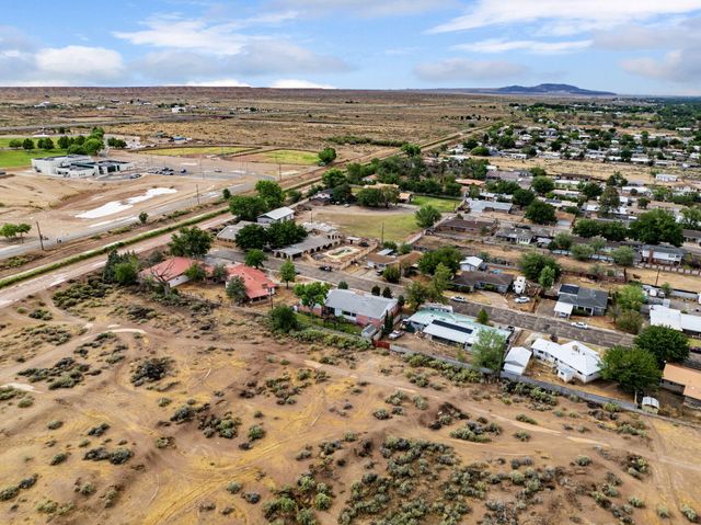 1515 W Reinken Avenue, Belen, NM 87002