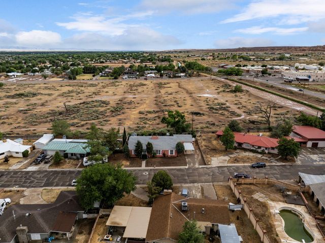 1515 W Reinken Avenue, Belen, NM 87002